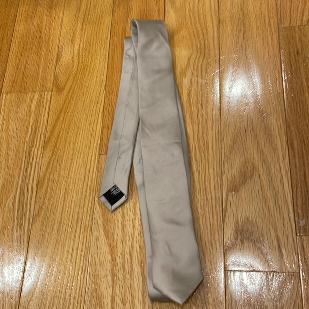 Brand new Hugo boss tie. Made in Italy.